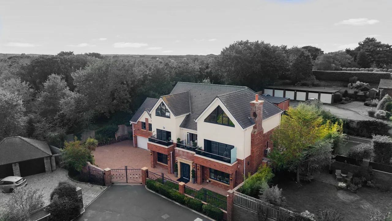 Dunes Close, Ainsdale, PR8, photo 49