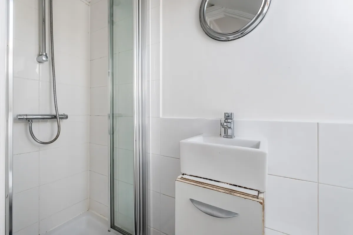 Iveley Road London SW4, photo 10