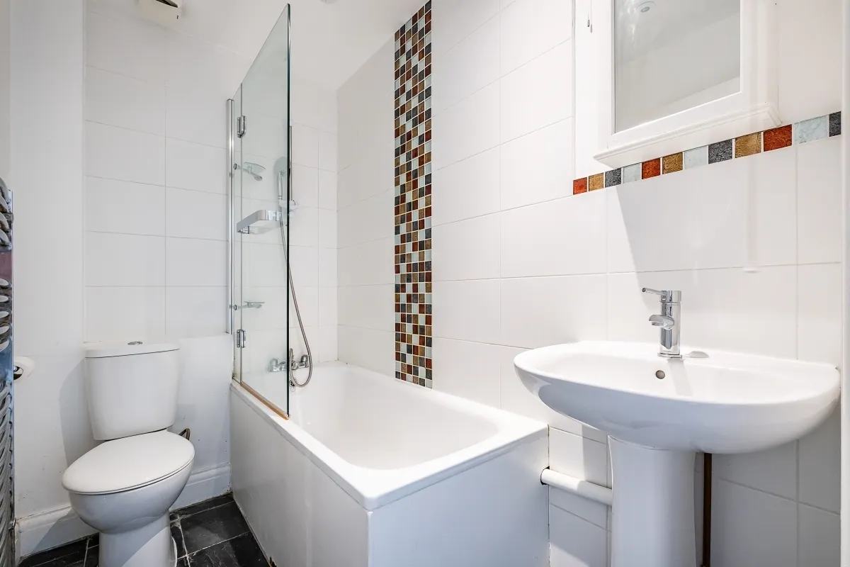 Iveley Road London SW4, photo 8