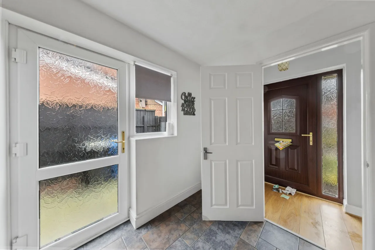 Tenby Close, Callands, Warrington, Warrington, WA5 9SG, photo 3