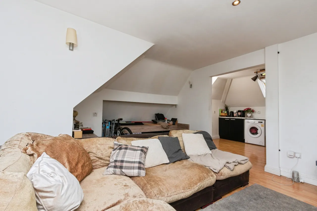 Yorktown Road, Sandhurst, GU47, photo 3