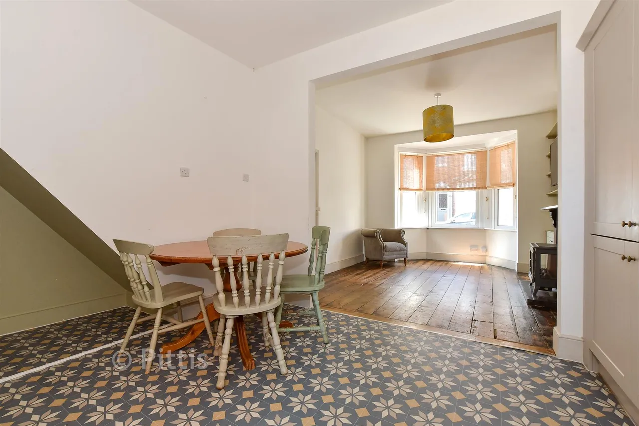Clarence Road, Ventnor, PO38, photo 5