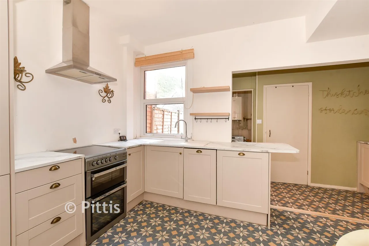 Clarence Road, Ventnor, PO38, photo 4