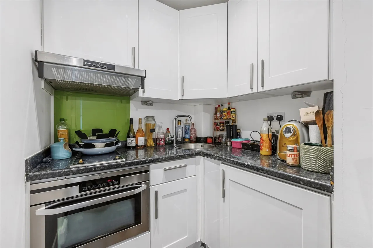 Matheson Road, London, W14, photo 4