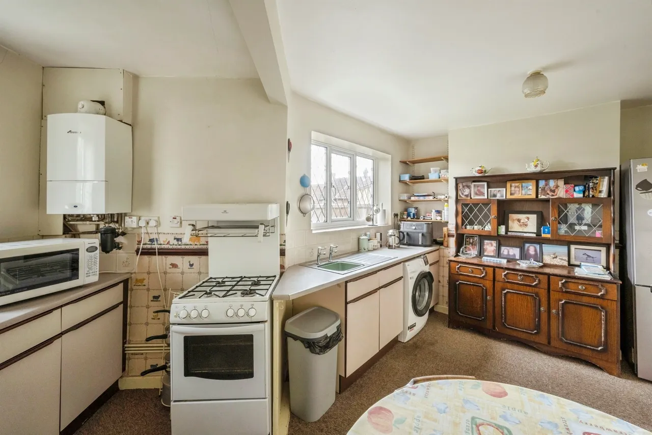 Hanover Street, Thurnscoe, S63, photo 9