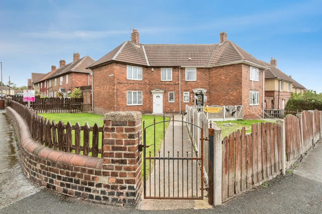 Hanover Street, Thurnscoe, S63, photo 20