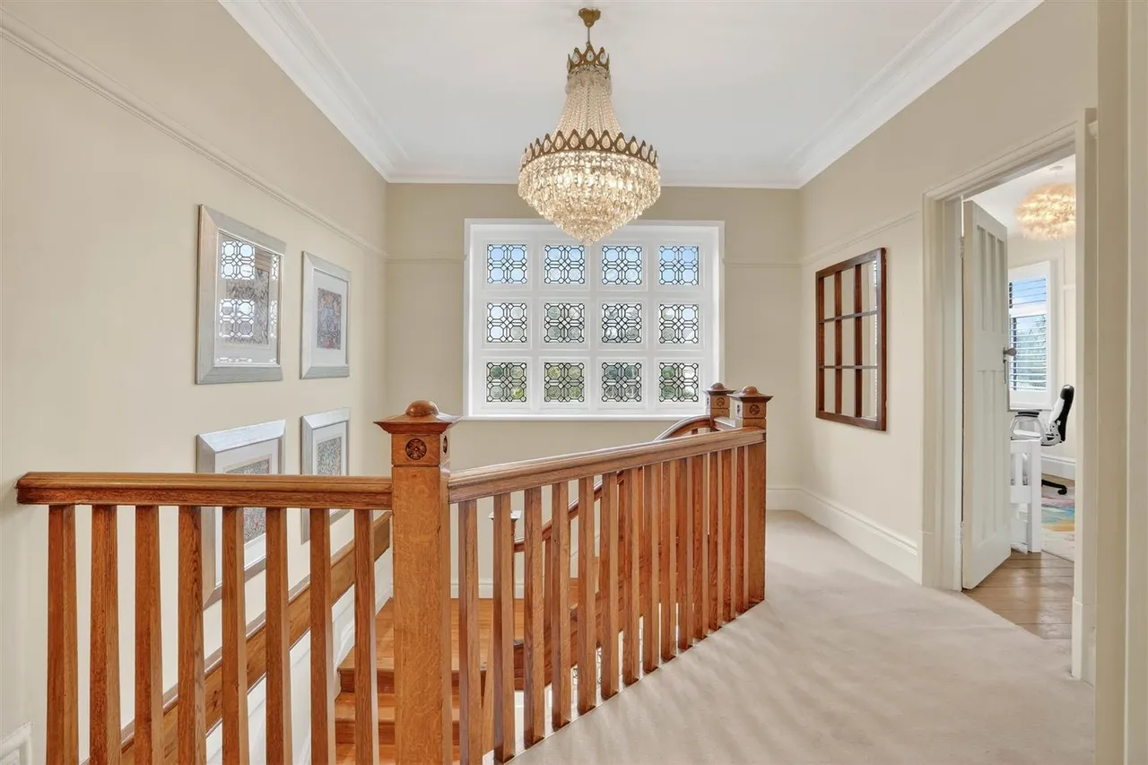 Burdon Lane, South Cheam, SM2 7PT, photo 27