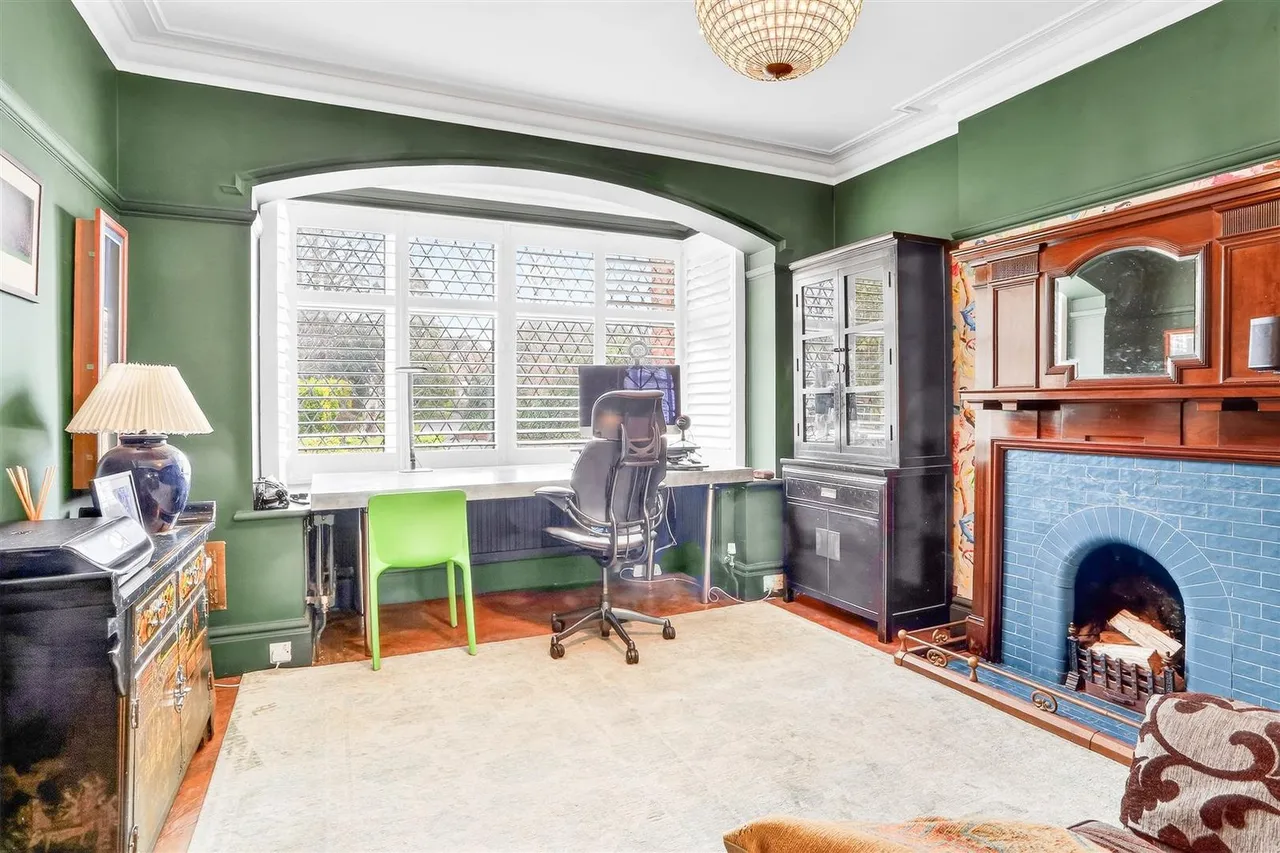 Burdon Lane, South Cheam, SM2 7PT, photo 7