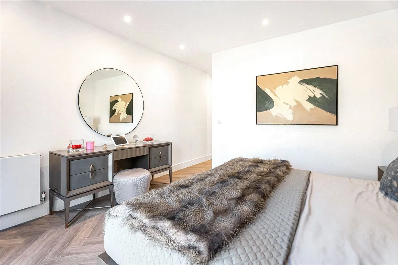 Chase Side, Southgate, London, N14 4PR, photo 12