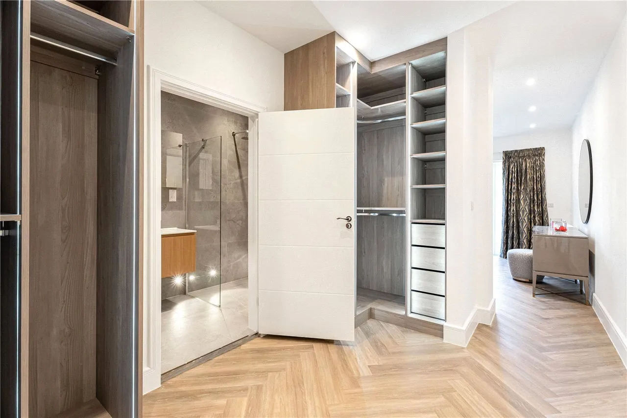 Chase Side, Southgate, London, N14 4PR, photo 13