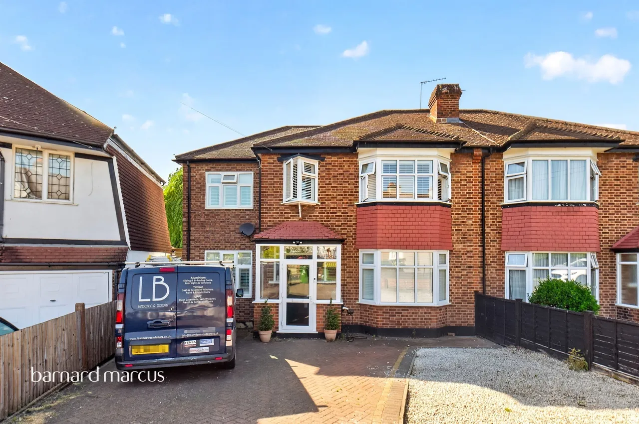 5 bed house for sale — Thorndon Gardens, Epsom