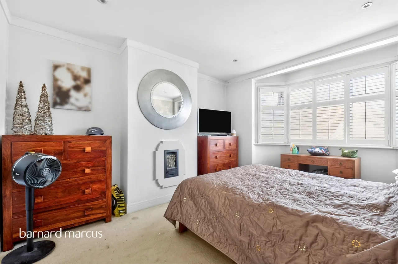Thorndon Gardens, Epsom, photo 5