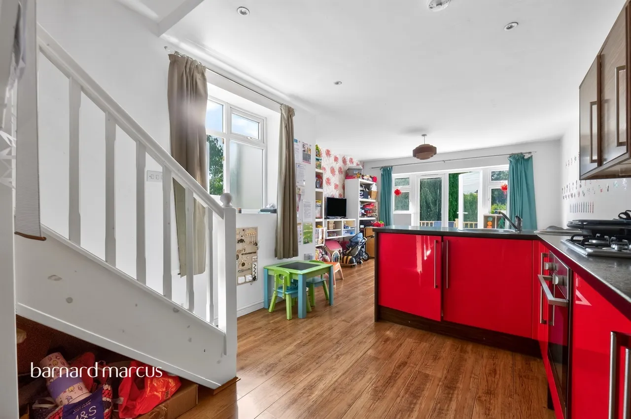 Thorndon Gardens, Epsom, photo 7