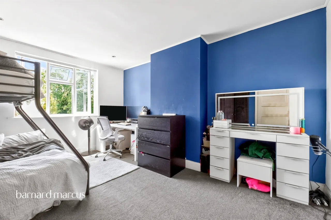 Thorndon Gardens, Epsom, photo 8