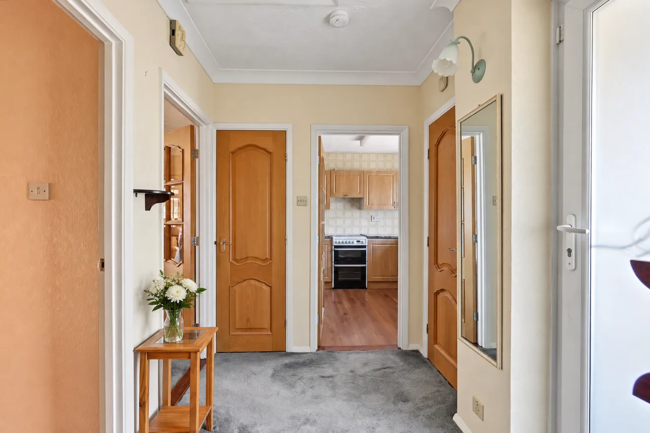 Farmdale Avenue, Borstal, ME1, photo 16