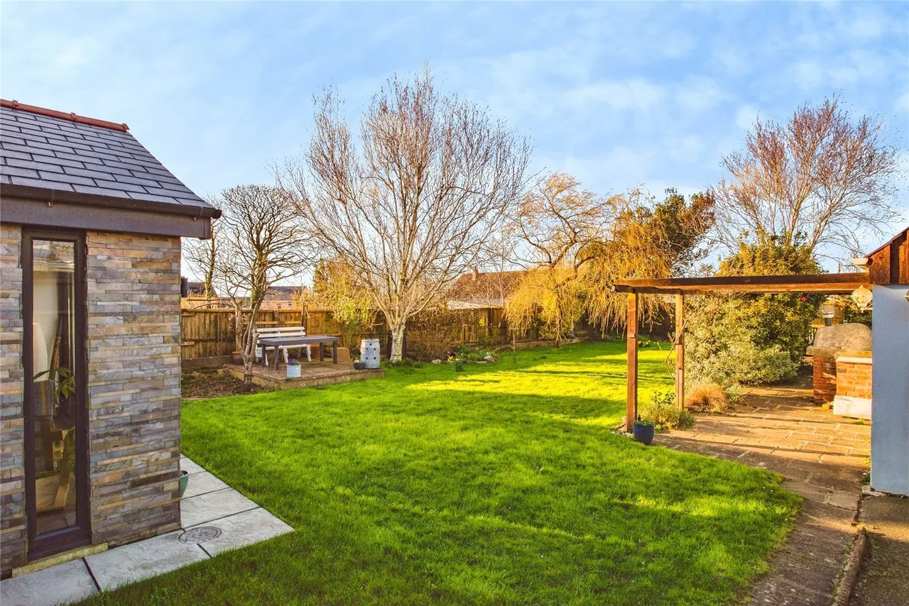 St. Davids Road, Letterston, SA62, photo 28