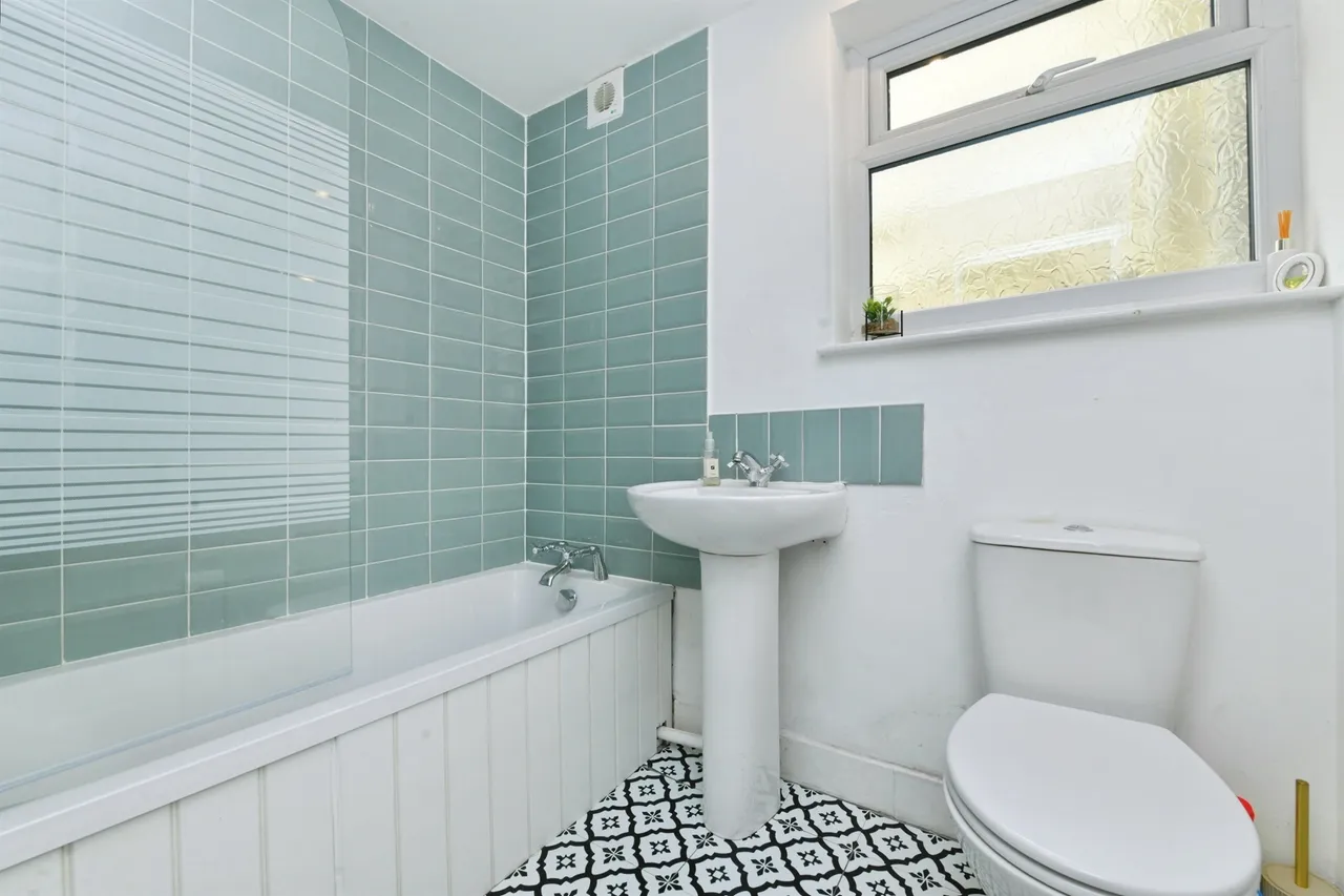 Embankment Road, Plymouth, PL4, photo 14