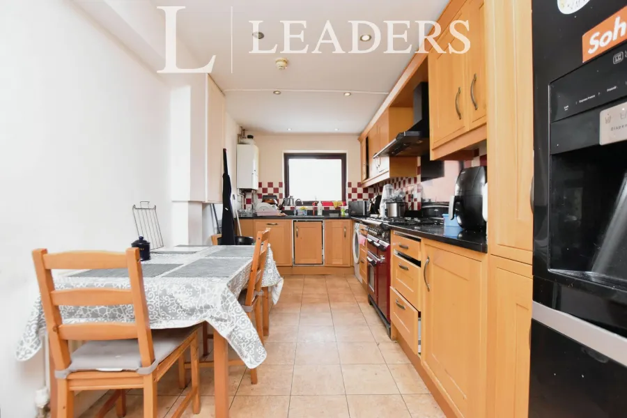 Kingfisher Way, Bishops Stortford, CM23, photo 5