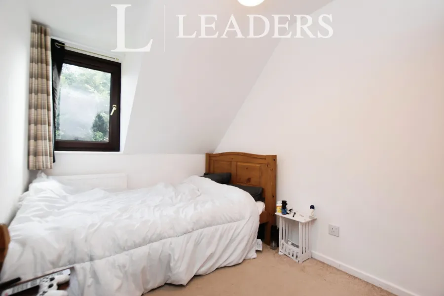 Kingfisher Way, Bishops Stortford, CM23, photo 3