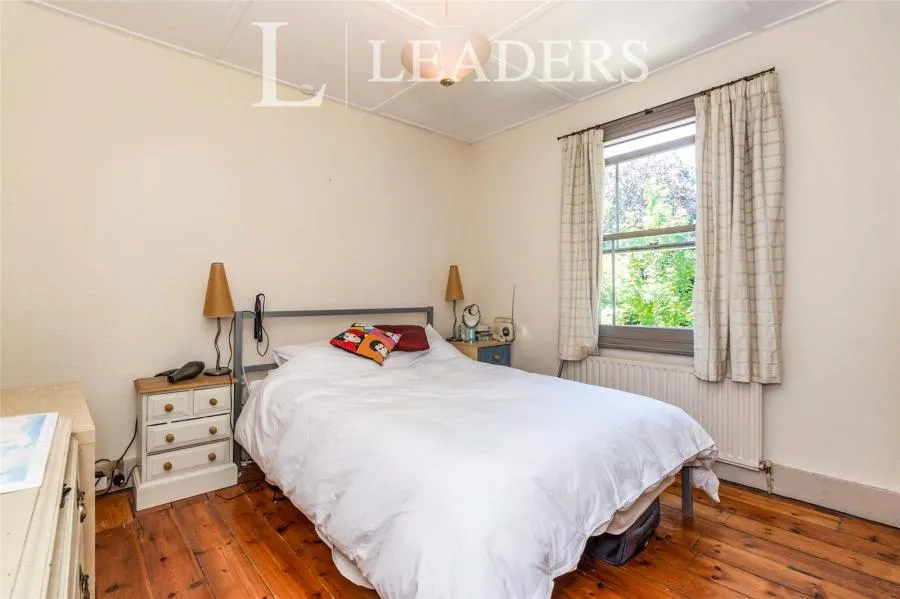 Church Road, Epsom, KT17, photo 6