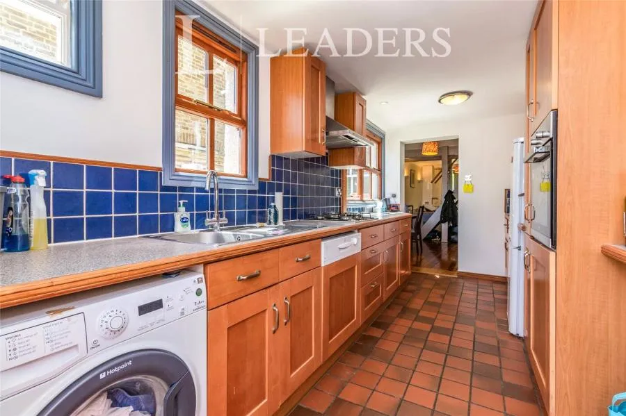 Church Road, Epsom, KT17, photo 3