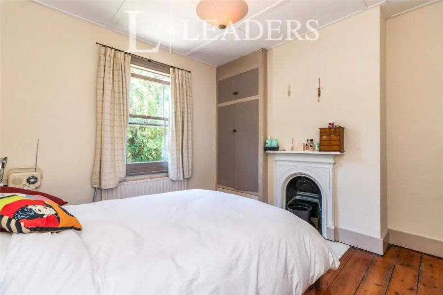 Church Road, Epsom, KT17, photo 9