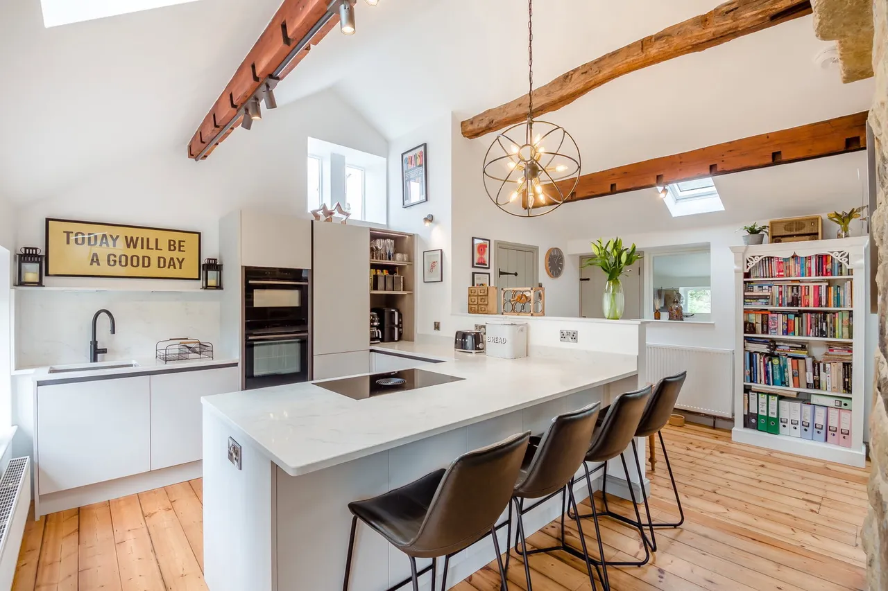 Barnside Lane, Hepworth, photo 11