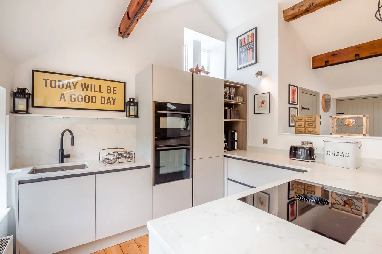 Barnside Lane, Hepworth, photo 12