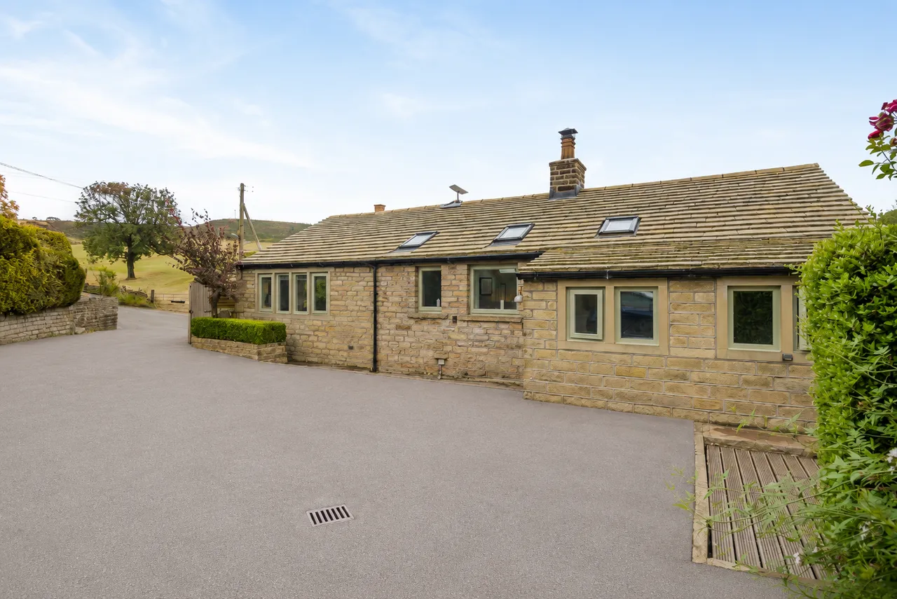 Barnside Lane, Hepworth, photo 38
