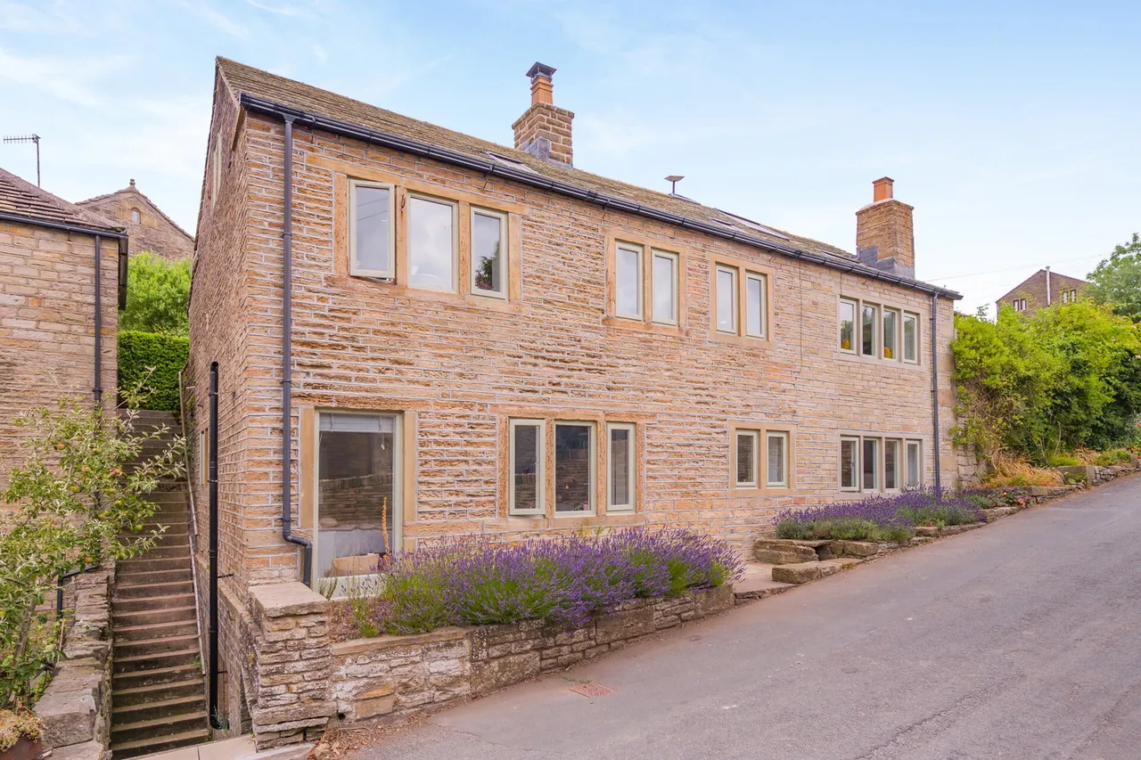 Barnside Lane, Hepworth, photo 36