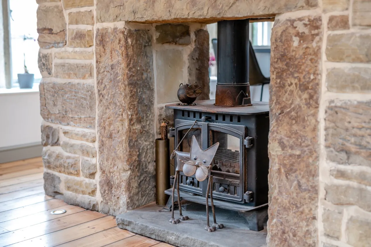 Barnside Lane, Hepworth, photo 16