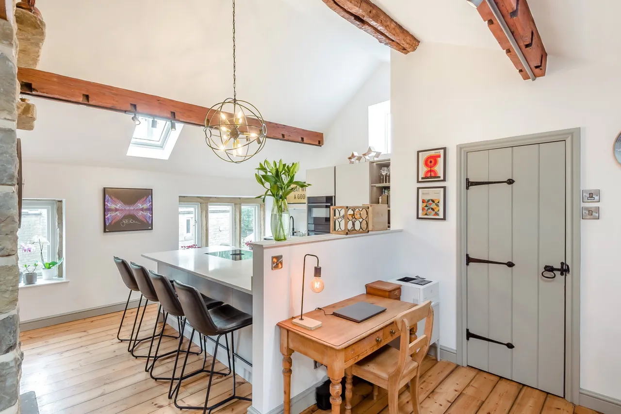 Barnside Lane, Hepworth, photo 9
