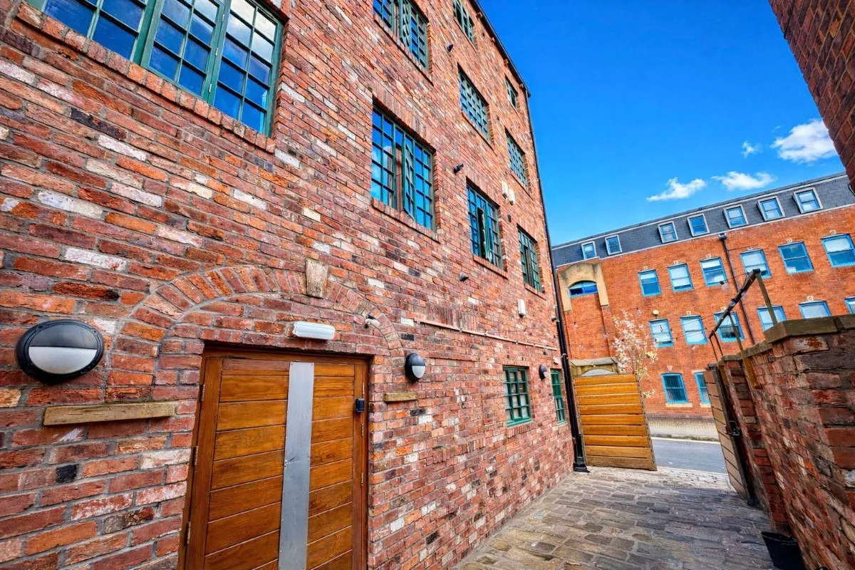 Arundel Street, photo 13