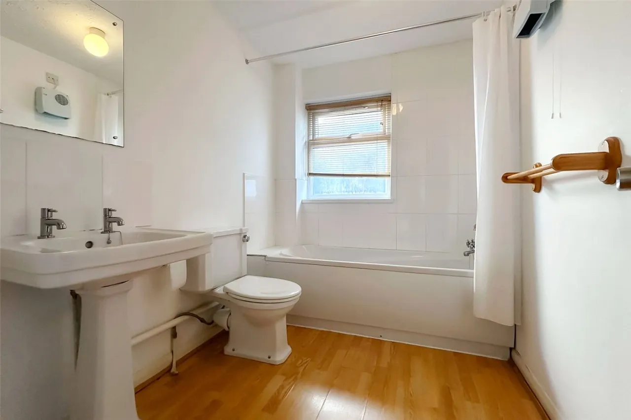 Windward Close, Littlehampton, BN17, photo 8