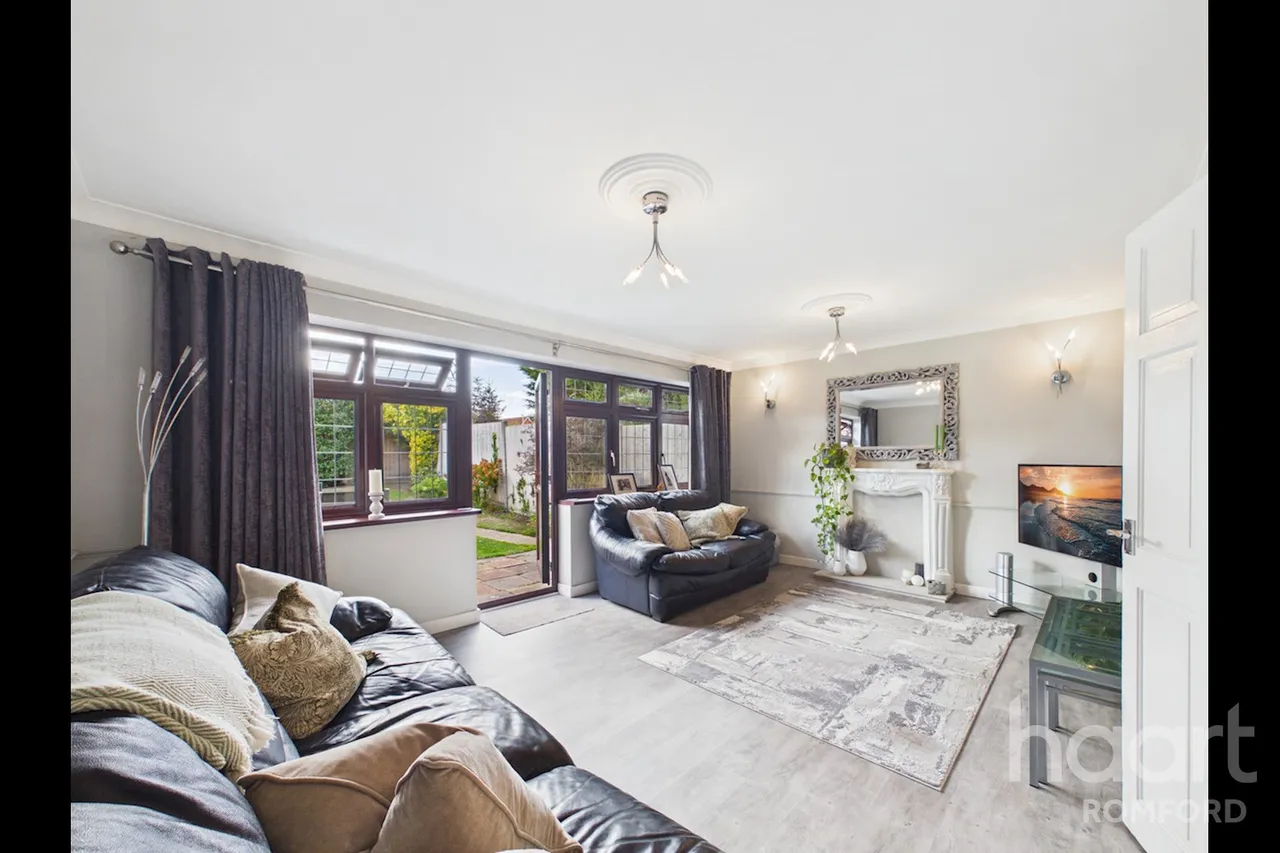 Great Cullings, Romford, RM7, photo 2