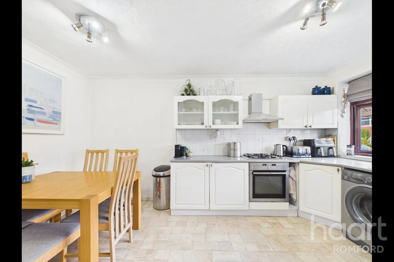 Great Cullings, Romford, RM7, photo 4