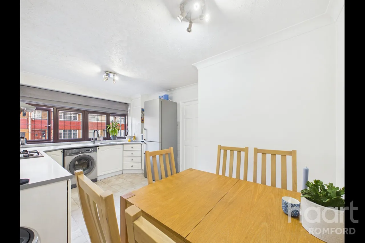 Great Cullings, Romford, RM7, photo 8