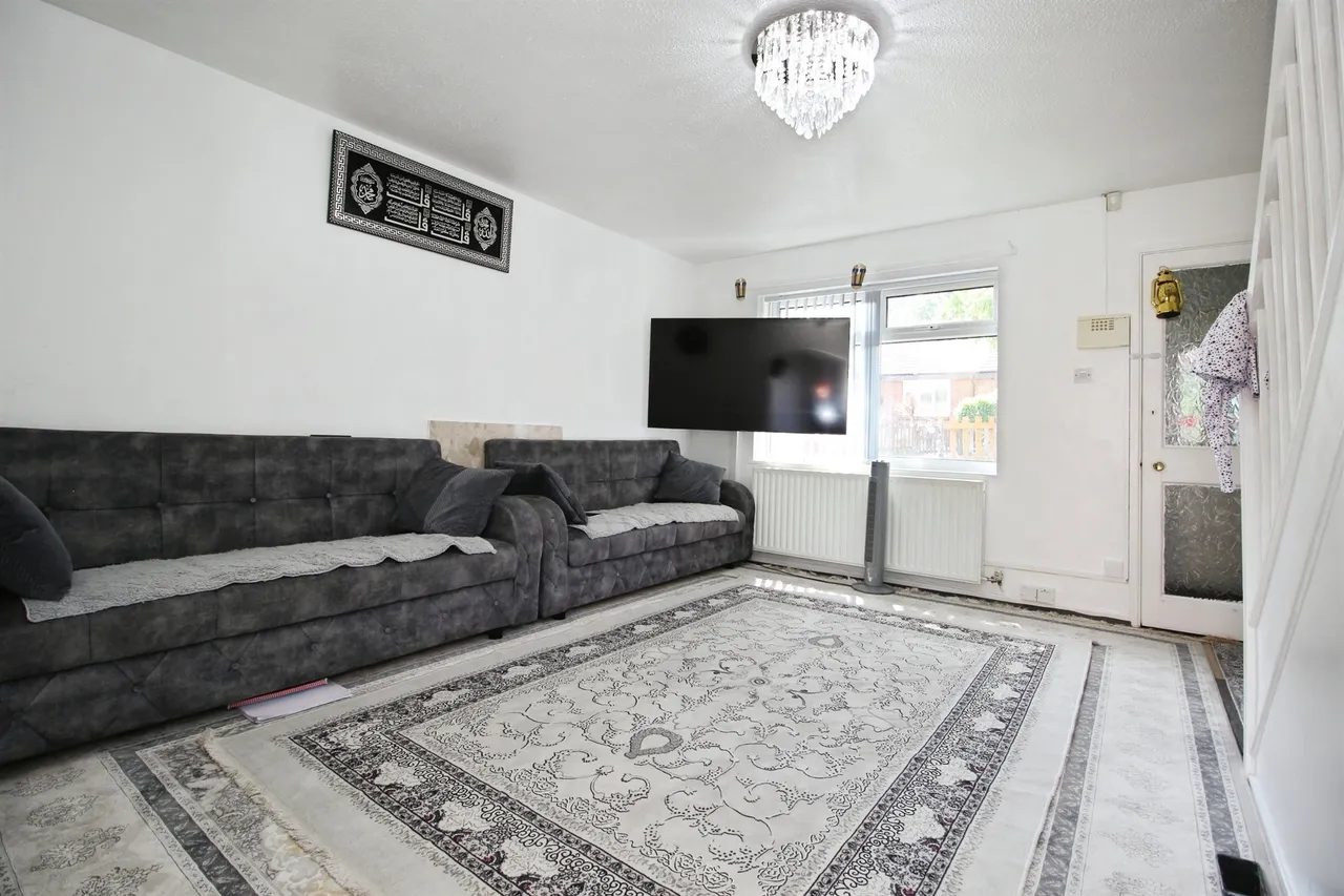 Livinia Grove, Leeds, LS7, photo 3