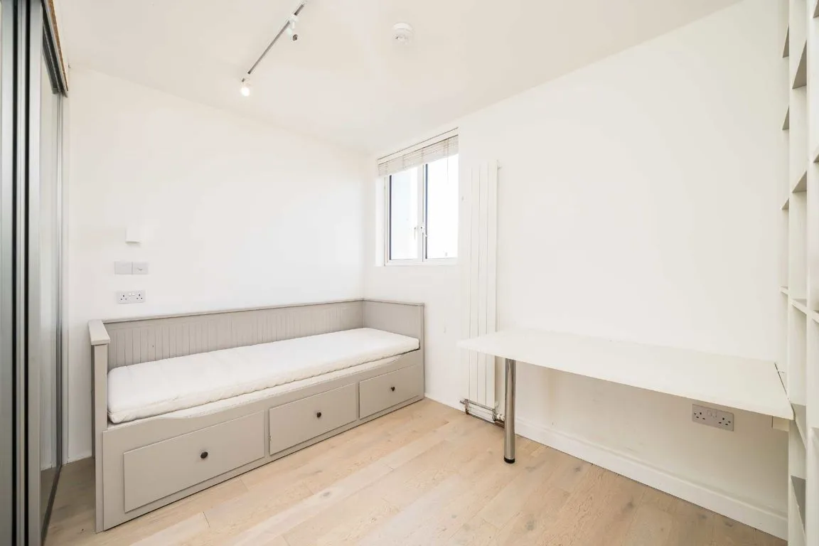 Tompion Street, EC1V, photo 9