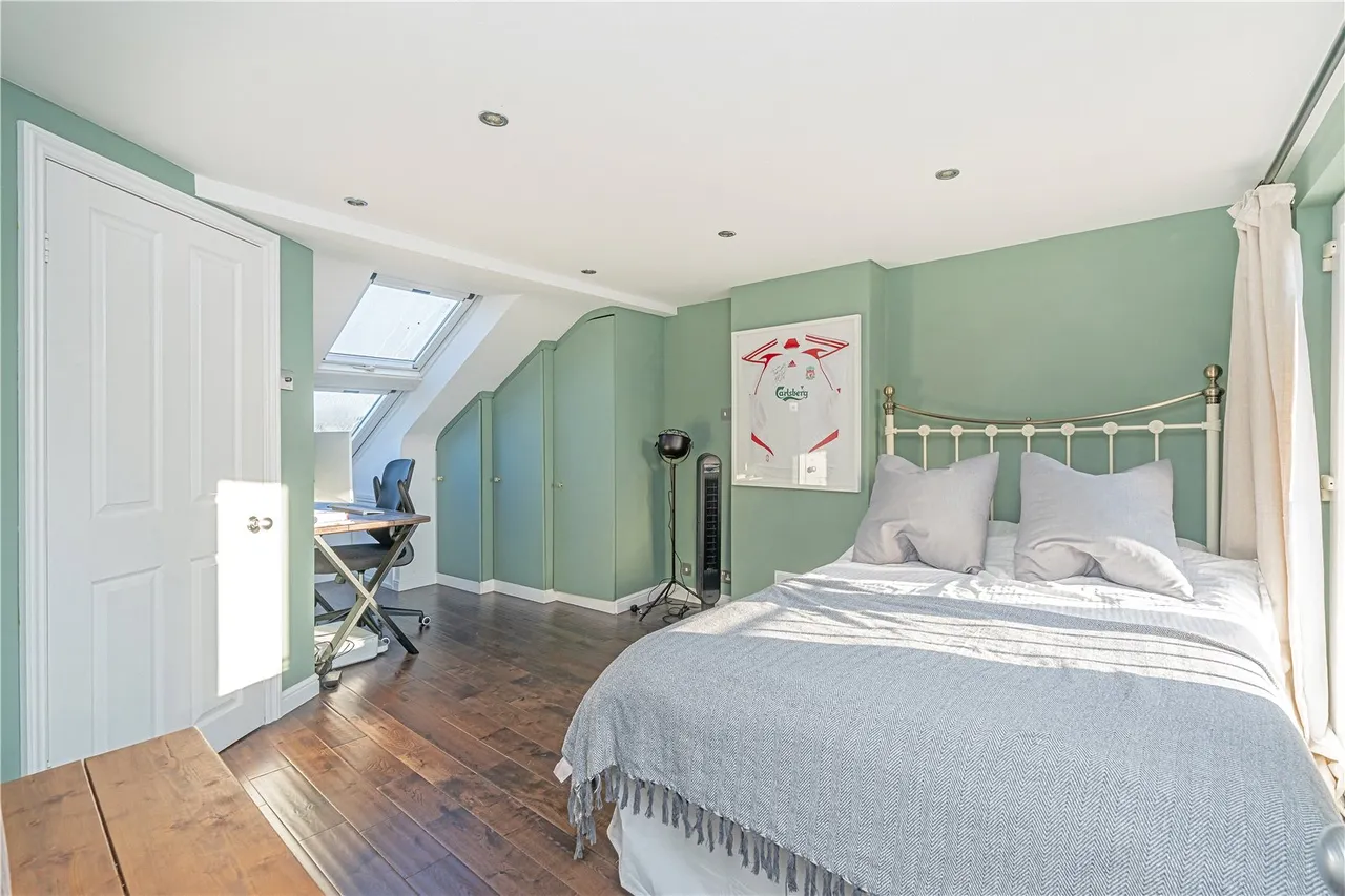Gravel Road, Twickenham, TW2 6RH, photo 12
