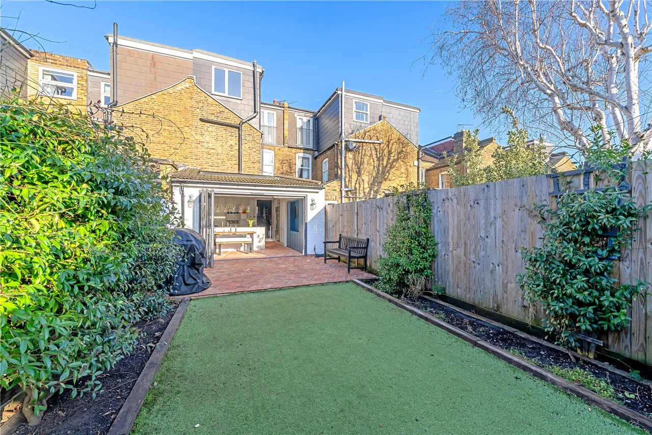 Gravel Road, Twickenham, TW2 6RH, photo 14