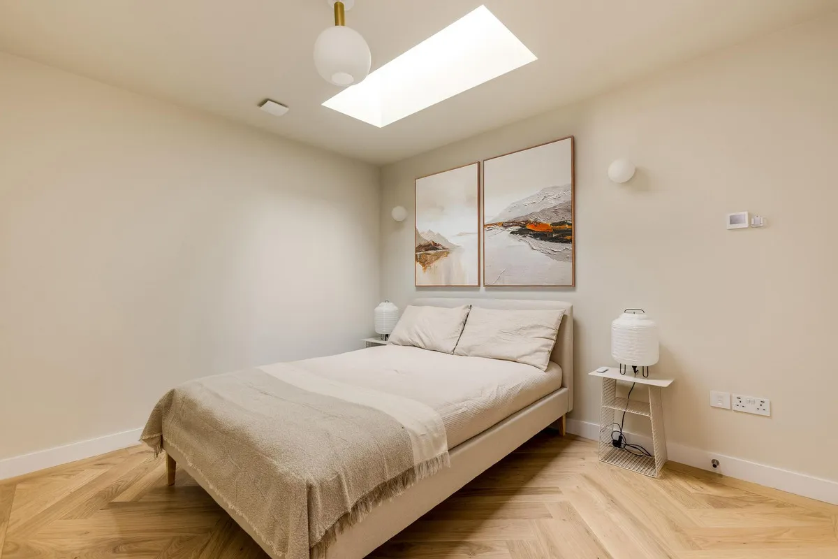 Sutherland Grove, London, SW18, photo 9