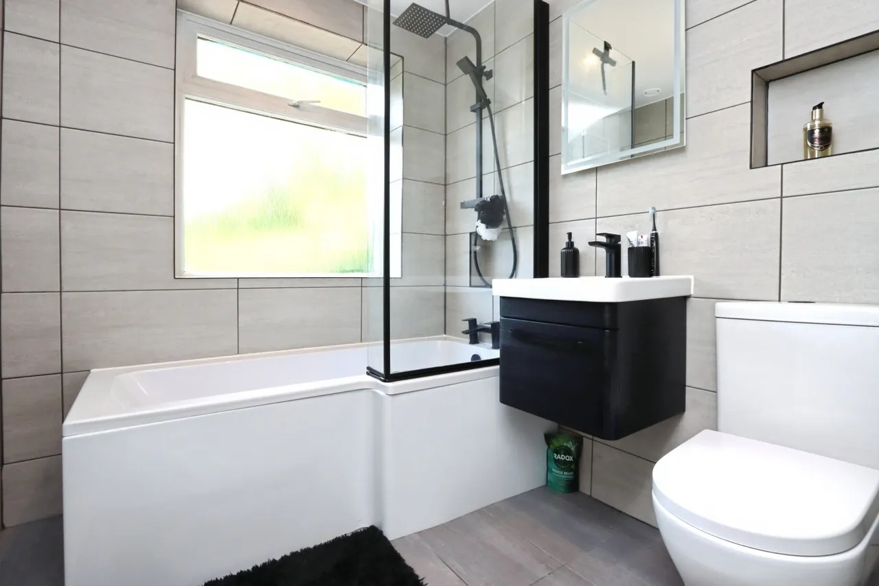 Hollybank Road, Sheffield, South Yorkshire, S12, photo 11