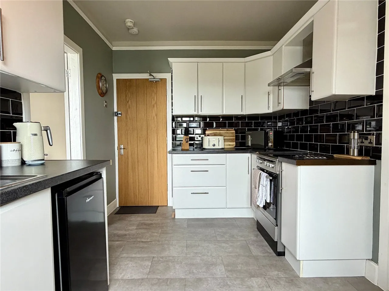 Bangor Road, Benllech, photo 4