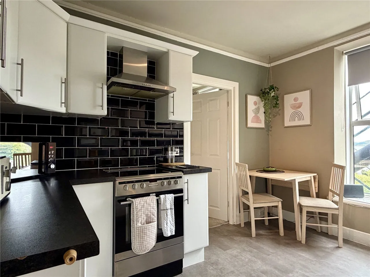 Bangor Road, Benllech, photo 3