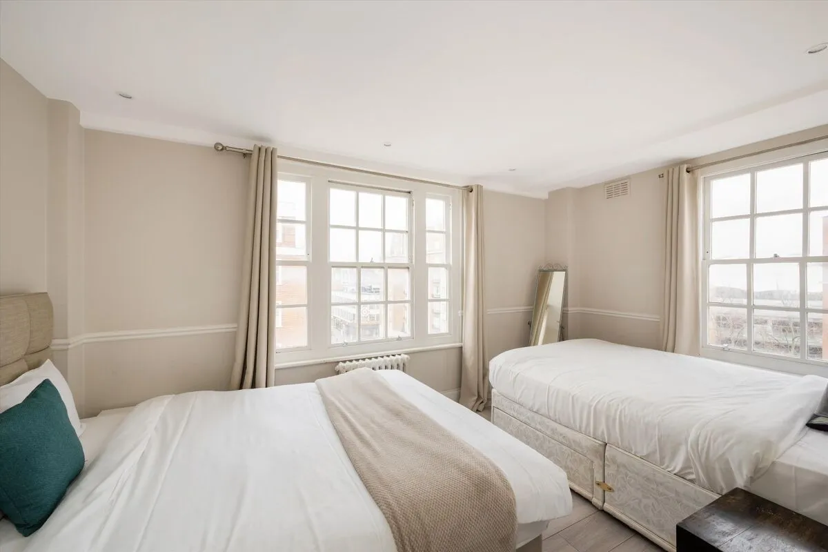 Edgware Road, London, W2, photo 14