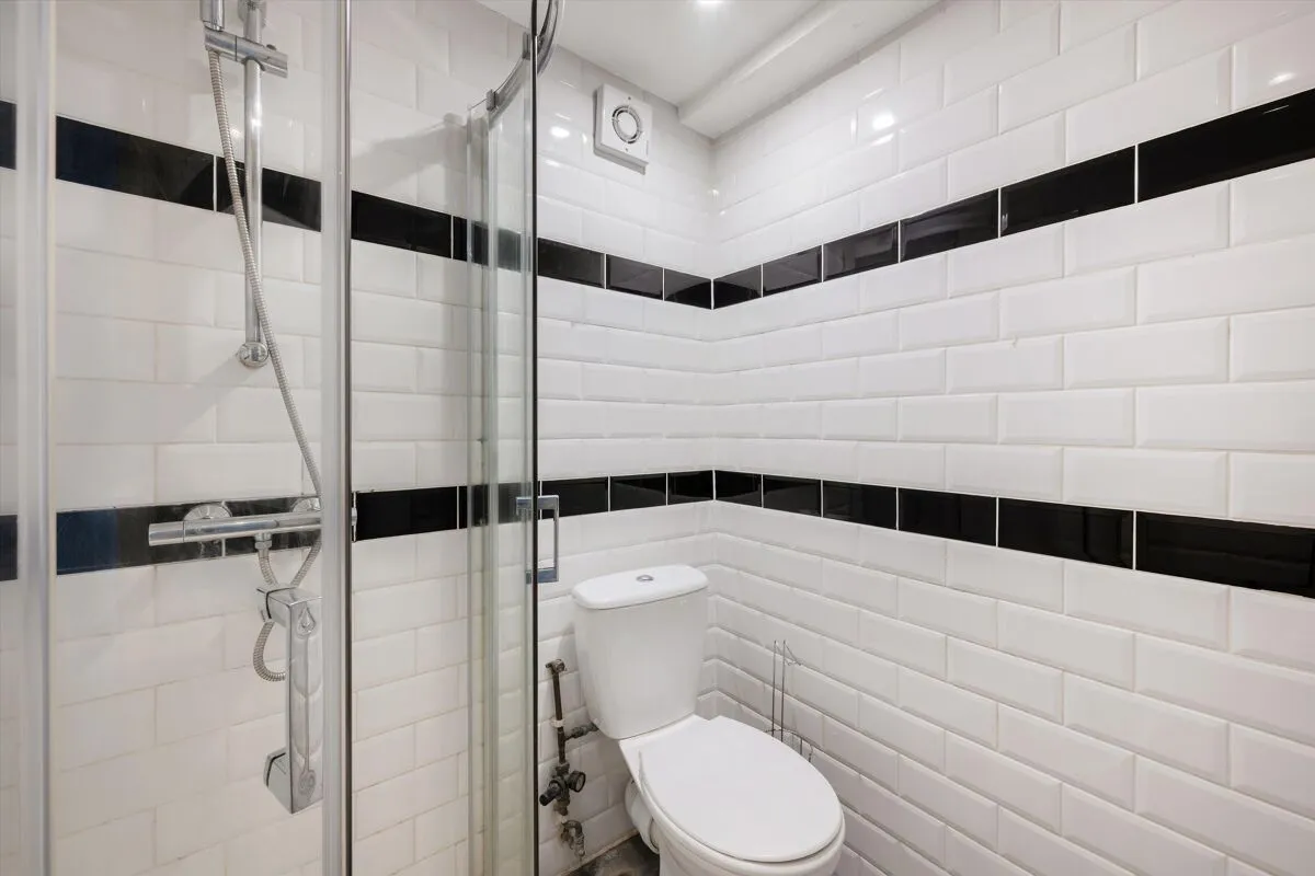 Edgware Road, London, W2, photo 22