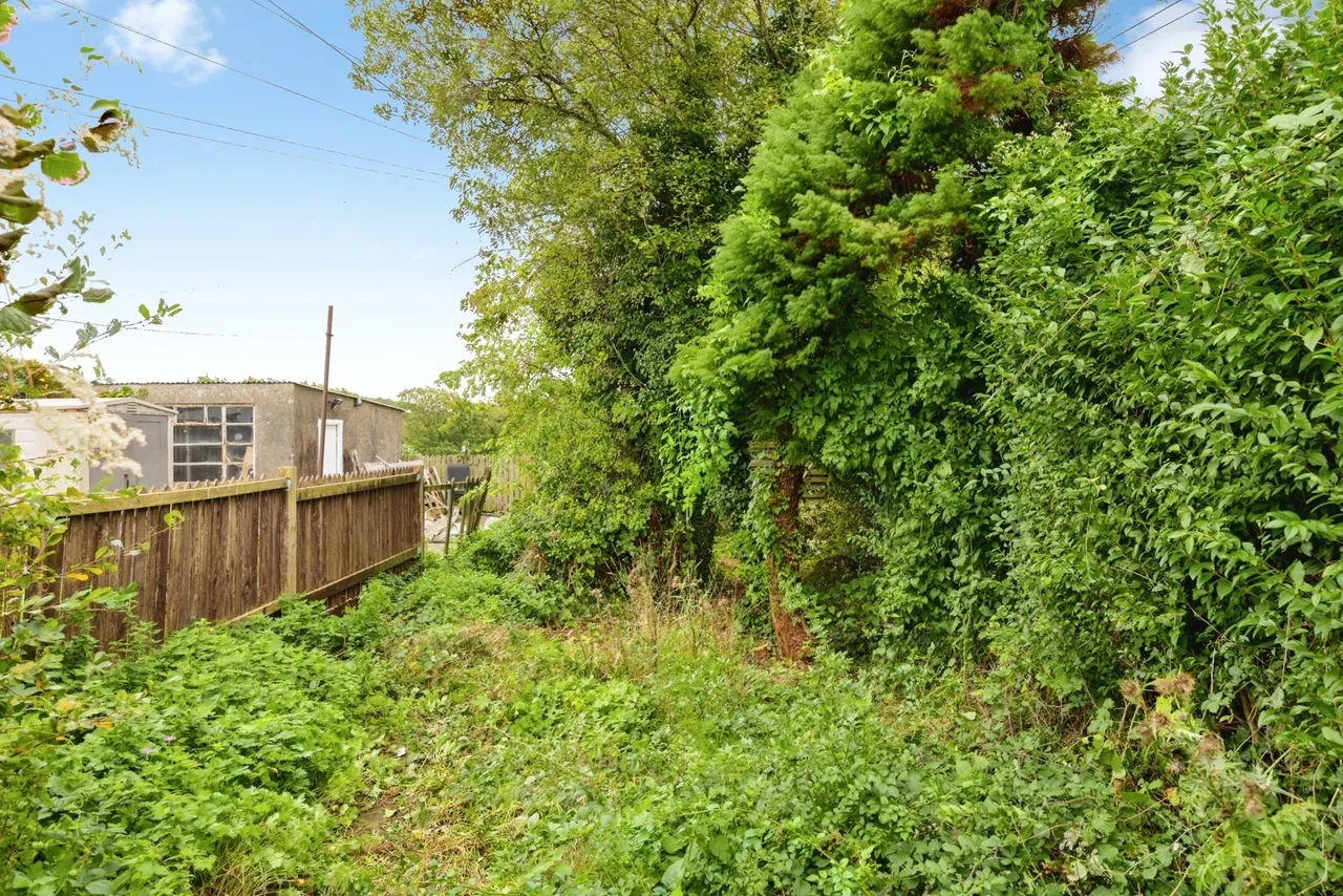 Gwendraeth Town, Kidwelly, SA17, photo 19