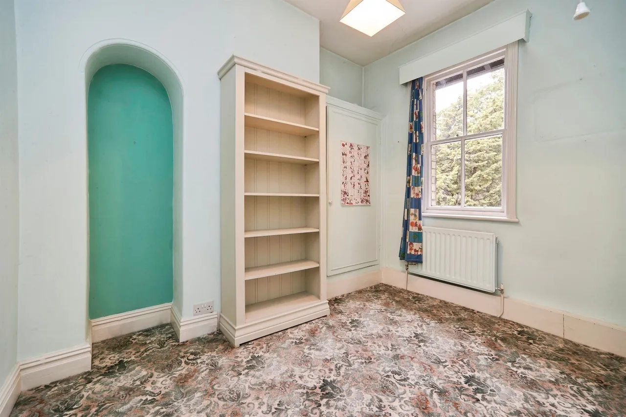 Rodley Lane, Rodley, LS13, photo 16
