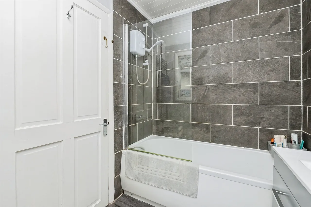 Bath Road, Willsbridge, BRISTOL, photo 6